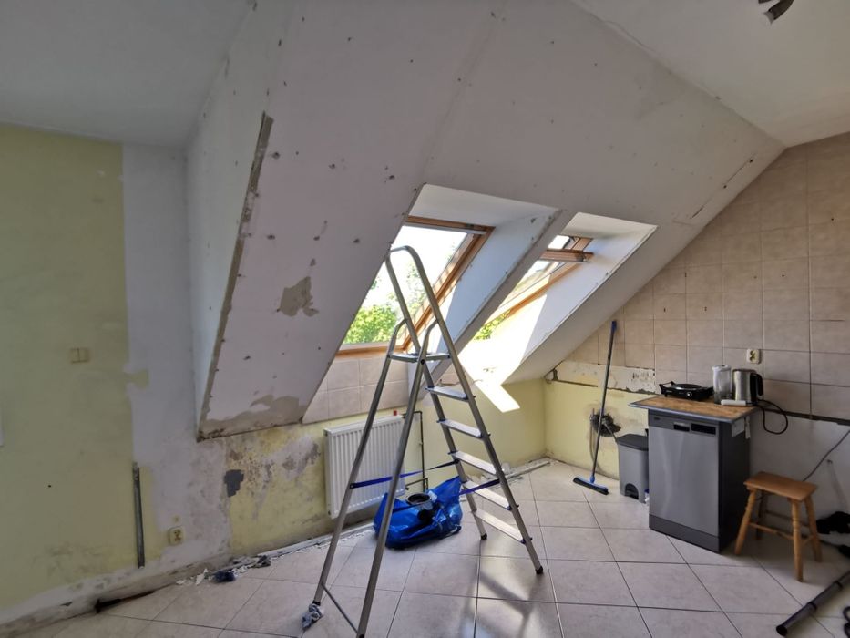 8x okno dachowe VELUX drewniane dwuszybowe 94x140 z górnym otwarciem