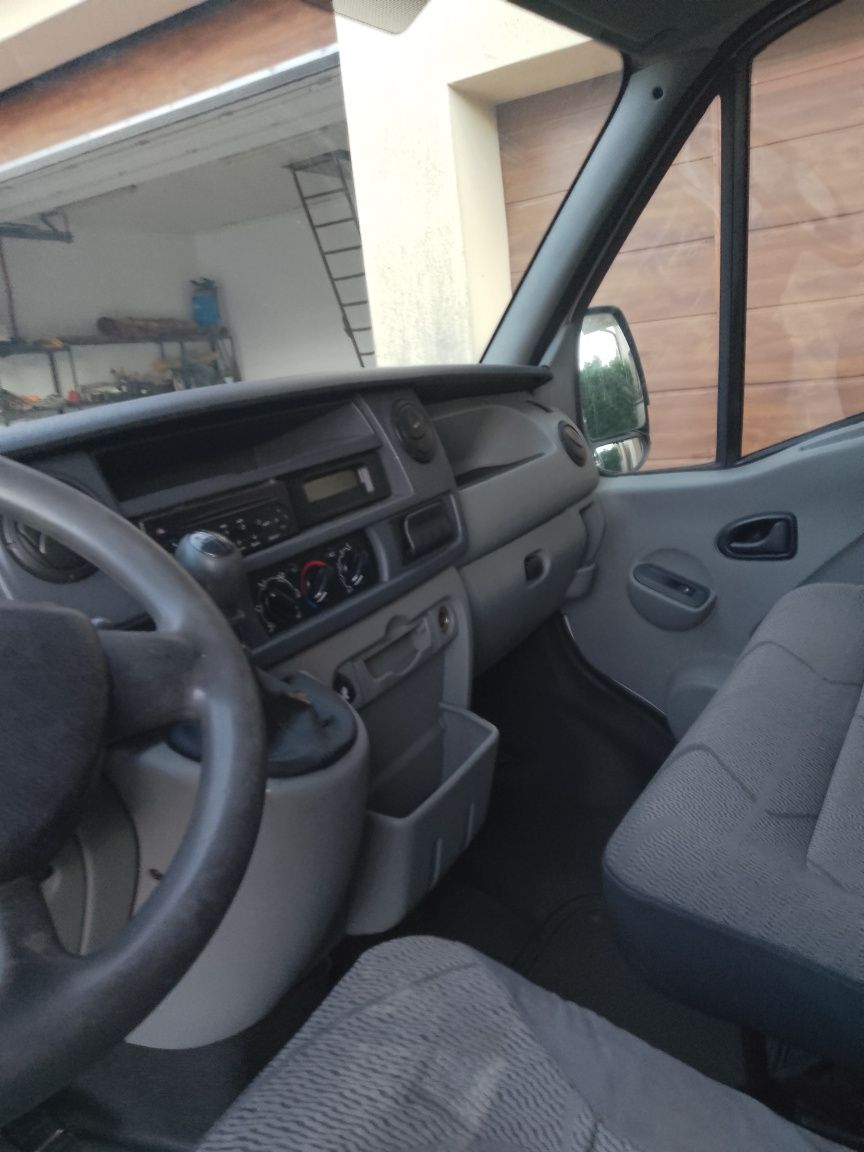 Renault master II 2009r 2.5l,  FV