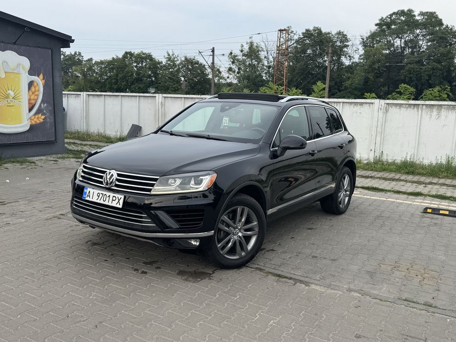 Свіжопригнаний Volkswagen touareg Fl з  історією обсл на оф сервісі.