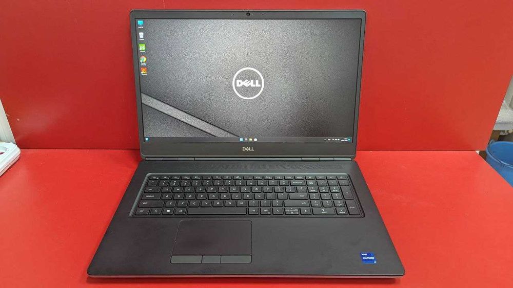 Потужний Dell Precision 7760 (NVidia GeForce RTX3080)