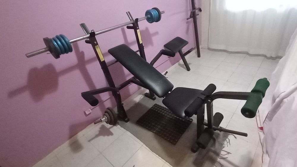 Banco de musculação completo, para pernas braços peito e costas 60kg