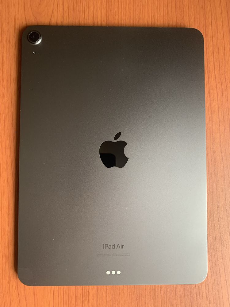 Apple iPad air 5 10.9 wifi