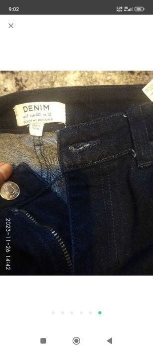Джинси для жінок розмір м