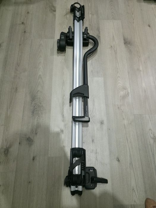 Uchwyt rowerowy dachowy Thule Proride 598