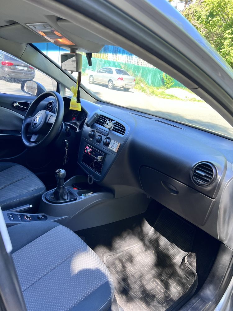 Продам свій Seat Leon 2 без торгу