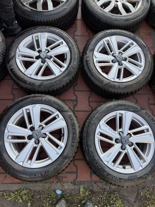 Komplet kół zimowych 5x108 Peugeot Citroen 205/55/16 Semperit