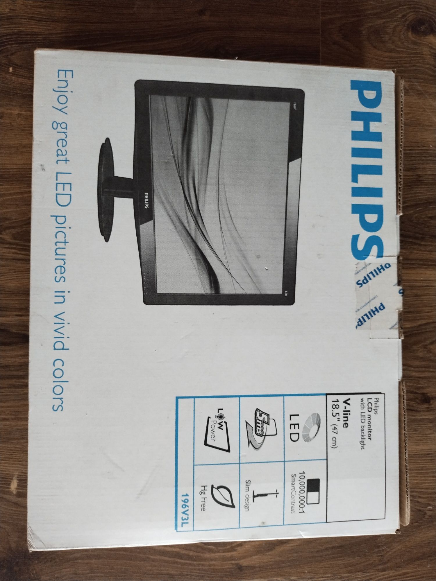 Монітор Philips 196V3L