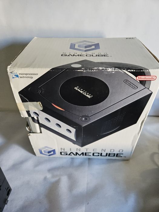 Gamecube com caixa