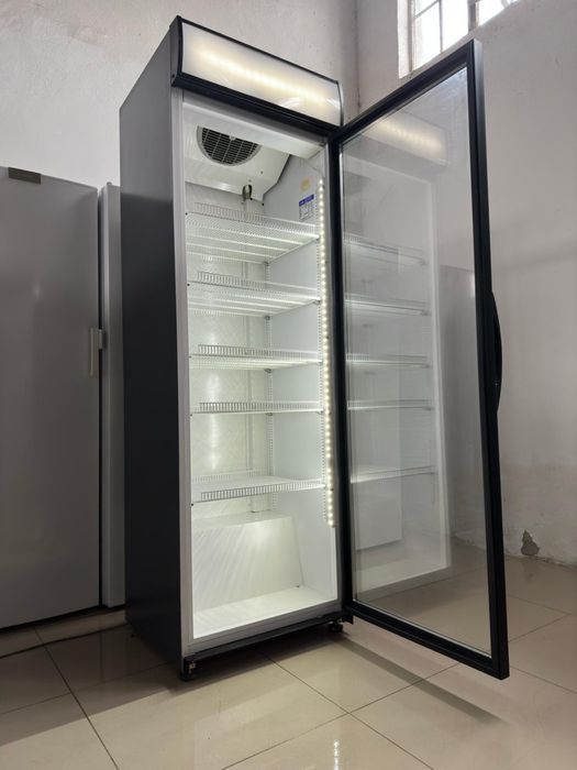 Chłodziarka witryna szafa UBC Maxi 70 cm 600 l maxi