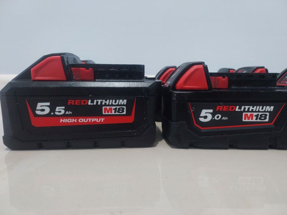 Акумулятор Milwaukee M18  5a, 4a, 1.5a