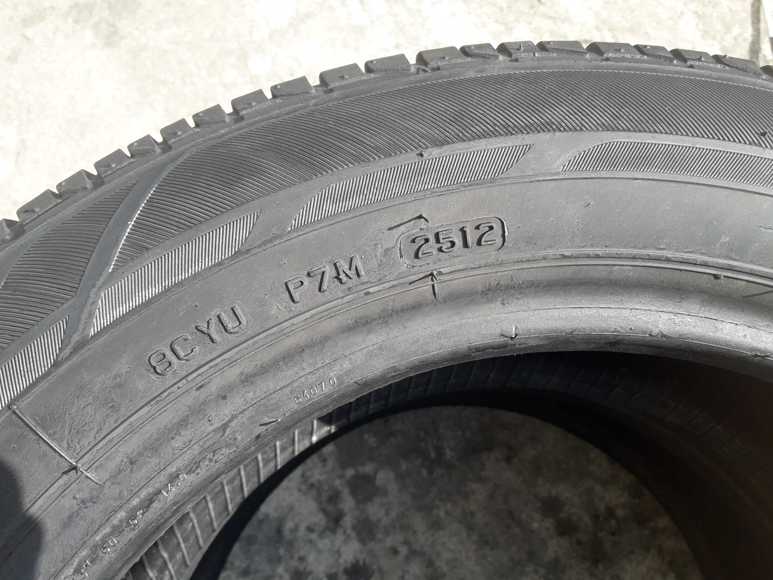 Lato Bridgestone 175/65 R15 6.5mm