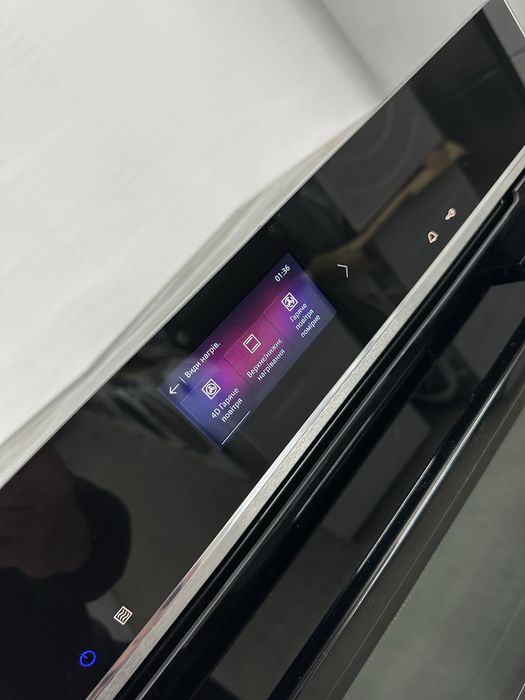 Духова шафа з мікрохвильовкою  Siemens CM776GKB1/D3