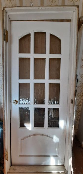 Двері міжкімнатні дерев'яні