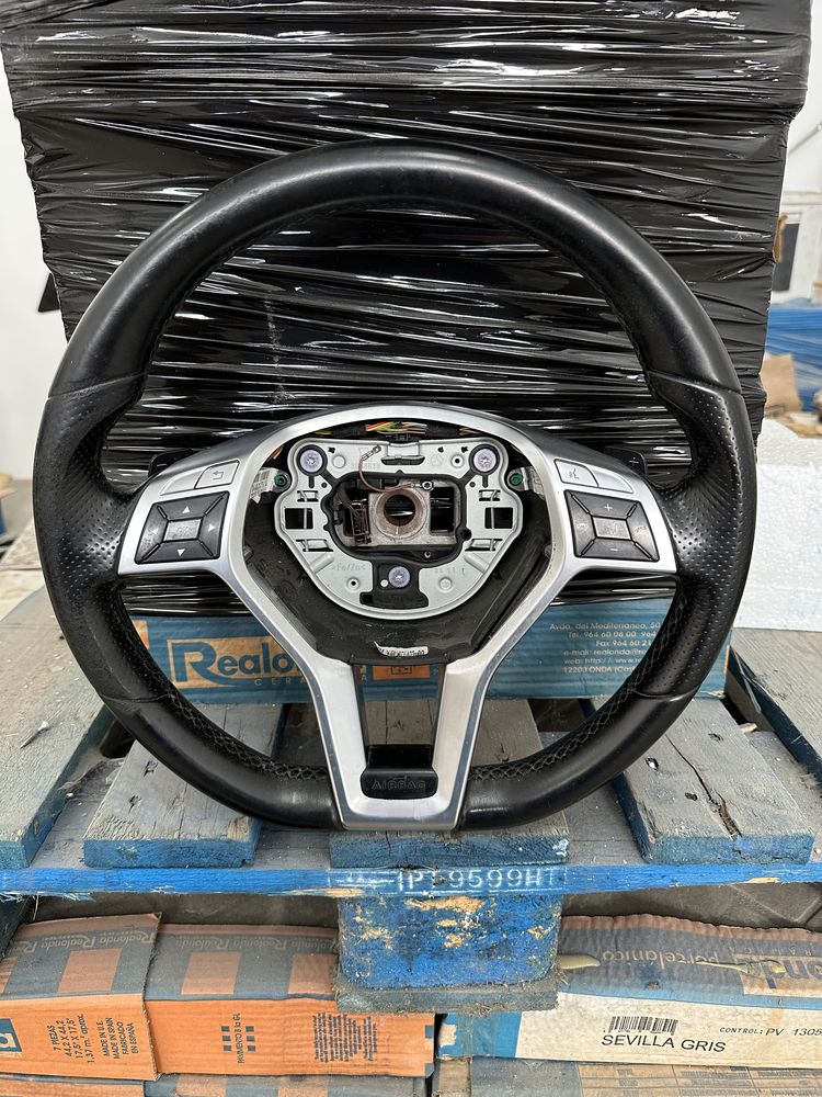 Volante com patilhas Mercedes c coupe amg