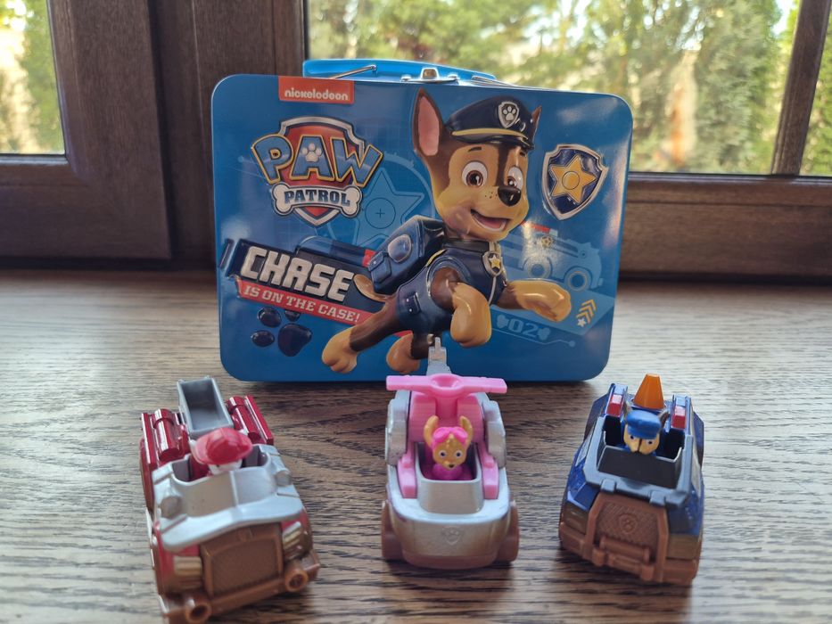 Pojazdy Psi Patrol + walizka