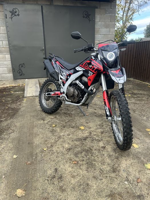 Продам Loncin 250 4v
