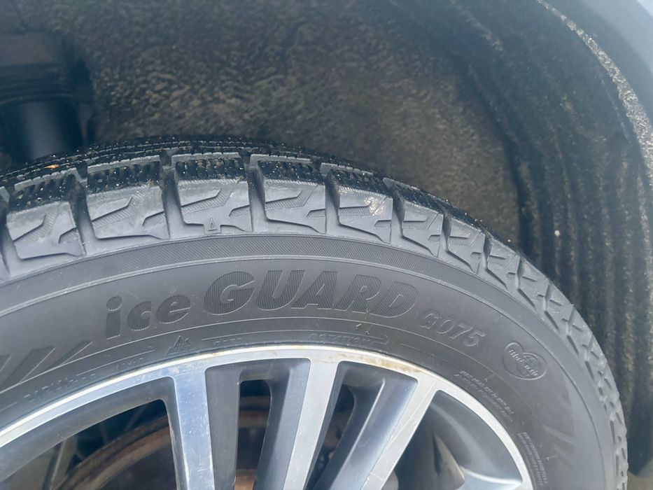 Yokohama ICE GUARD 235/55 r19 2023 рік