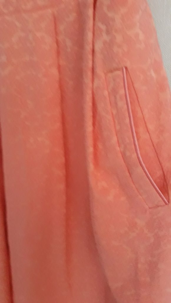 Sukienka elegancka i na codzień, z kieszeniami L