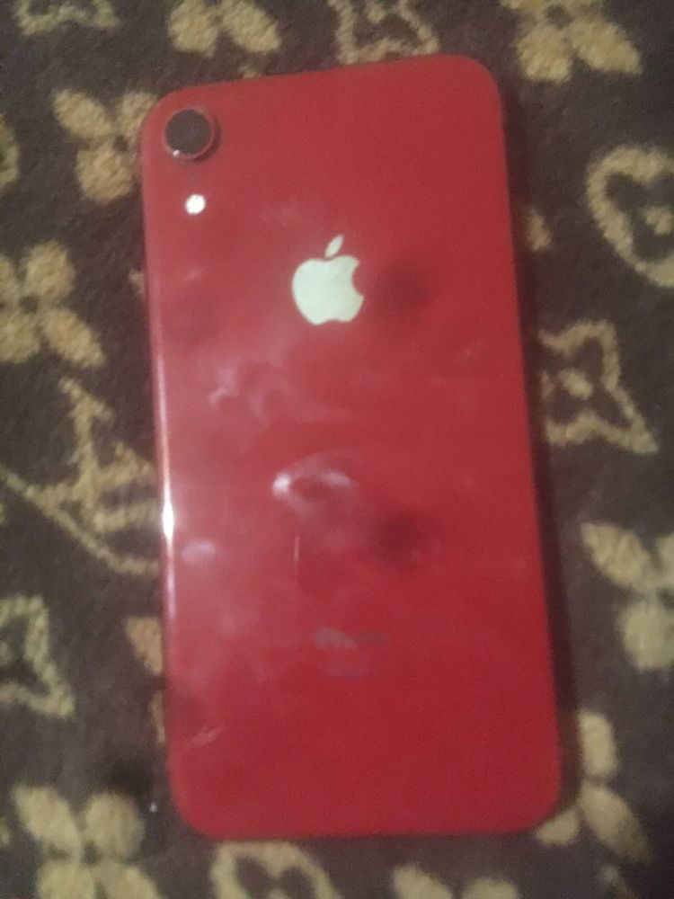 iPhone XR 128gb Red