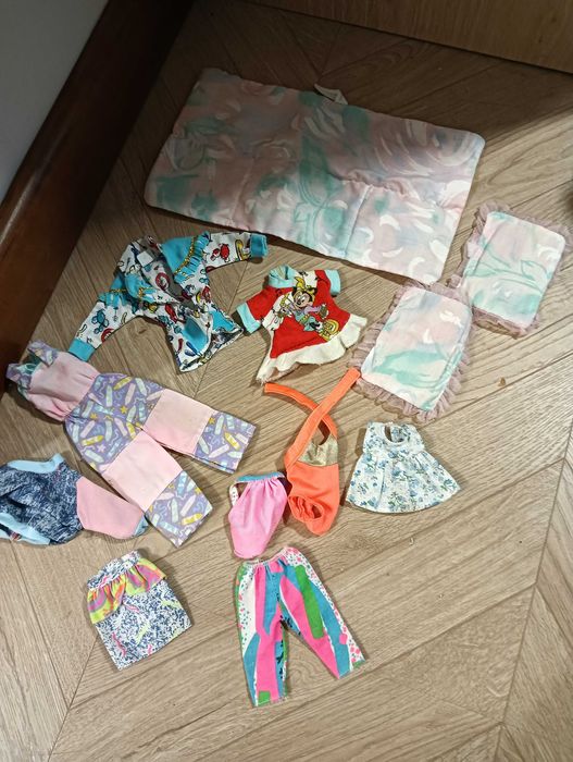 Ubrania dla lalki Barbie ciuszki + pościel