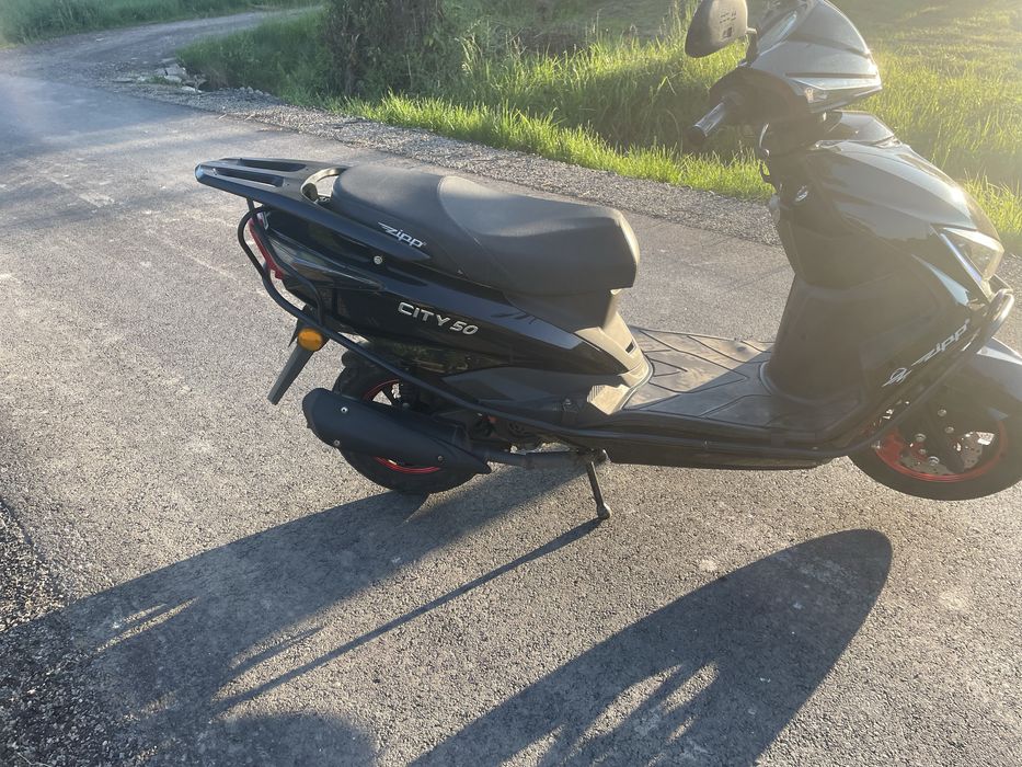 Sprzedam skuter 50 4t do Negocjacji