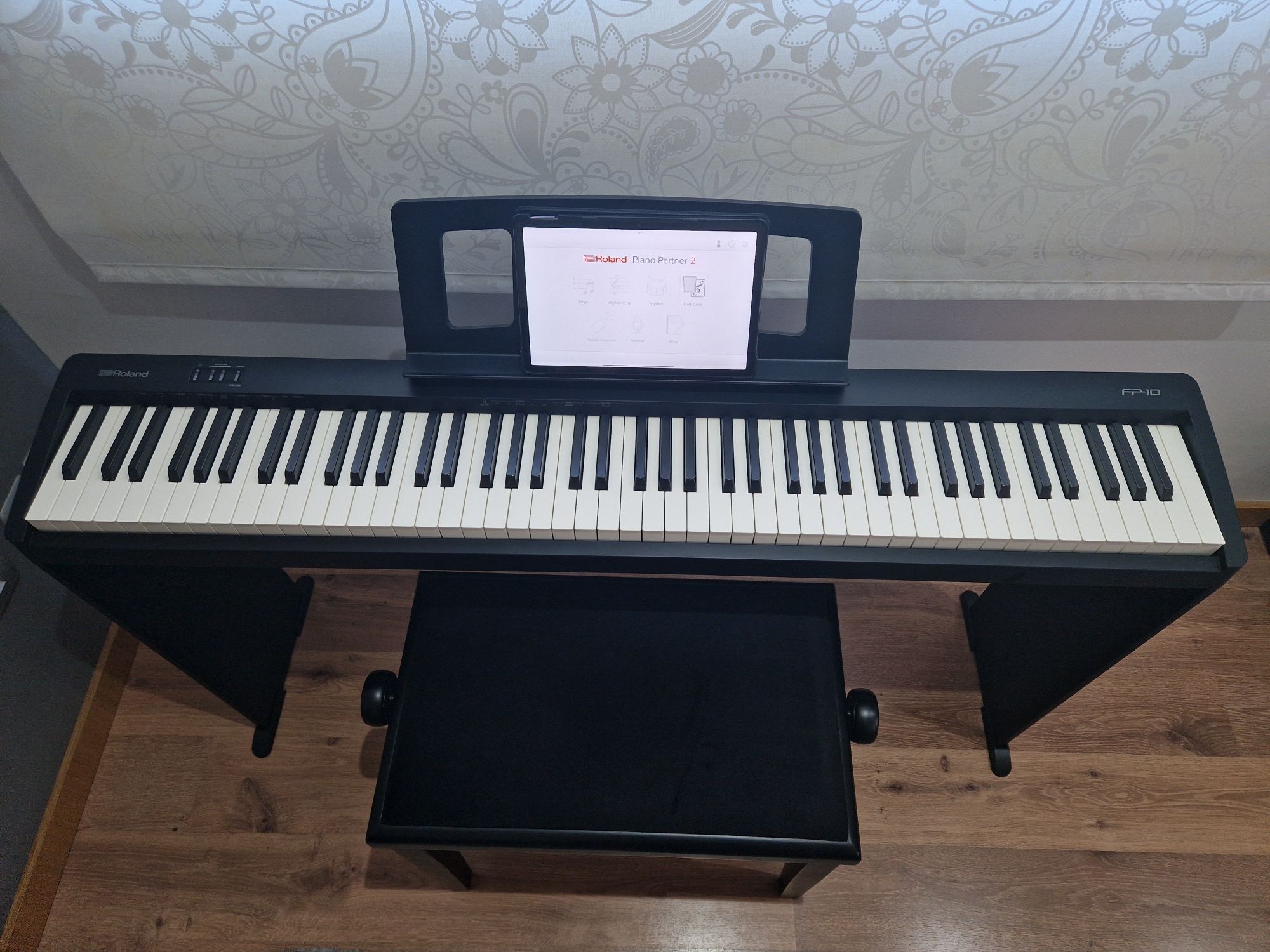 Piano/teclado Roland FP-10 Como novo
