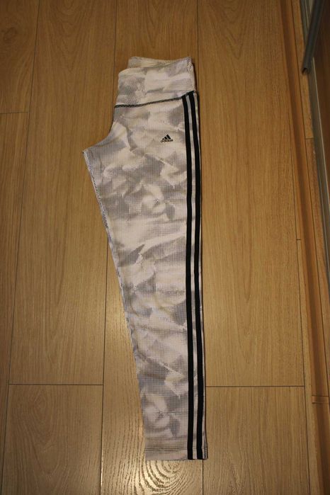 Świetne leginsy, damskie, ADIDAS ESSENTIALS,roz.S