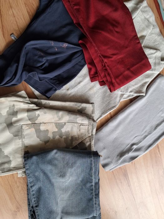 Zestaw ubrań damskich