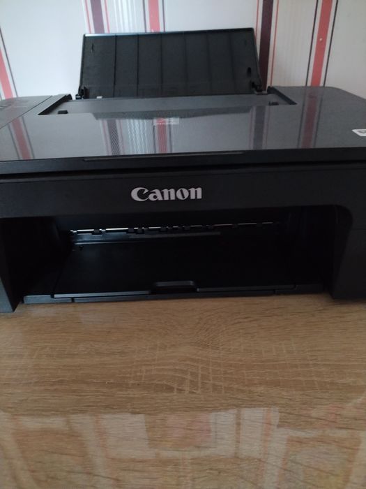 Продам принтер Canon