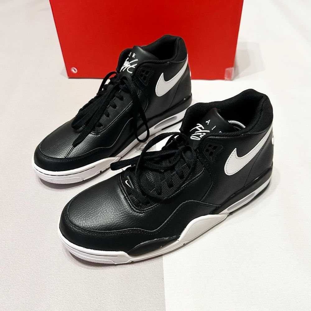 Нові шкіряні кросівки Nike Air Max Legacy Flight Force в розмірах