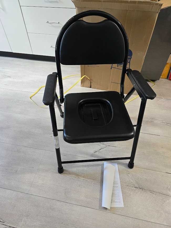 Mobiclinic Krzesło toaletowe WC  siedzisko z otworem składane max 100k