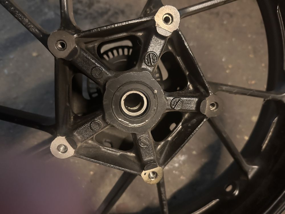 Koło przednie Yamaha mt07