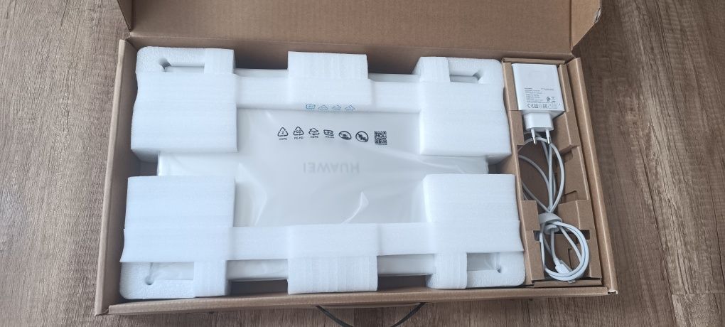 Laptop HUAWEI MateBook D 15 15.6" IPS R7-5700U 16GB RAM 512GB SSD