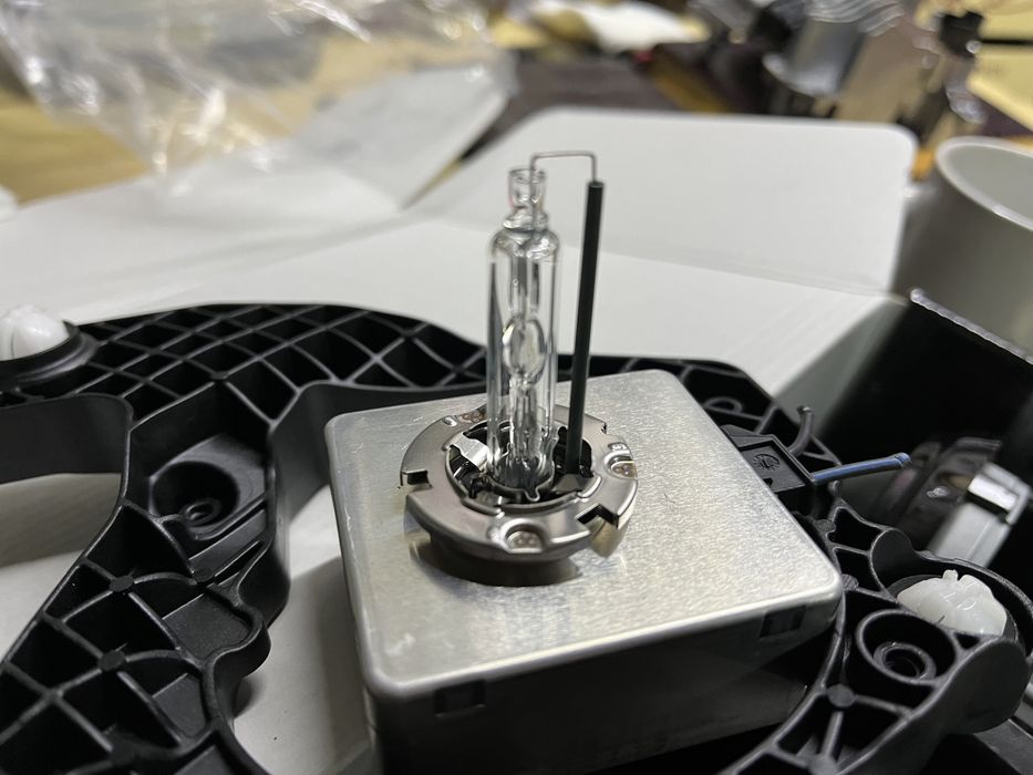 Ауди а6с7 ксеноновые оригинальные лампы d5s +