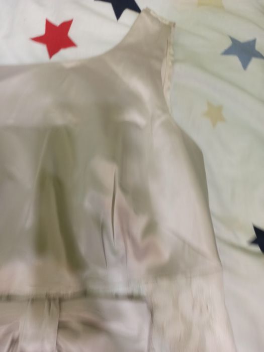 Sukienka kremowa z kokardą