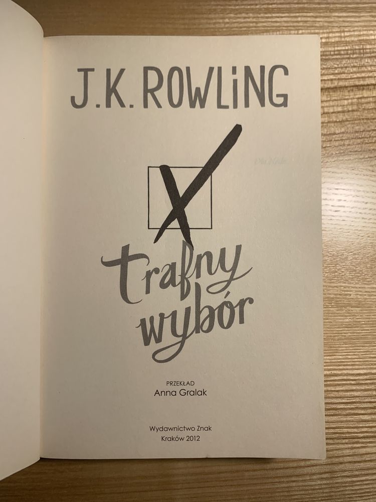 książka - J K Rowling trafny wybór