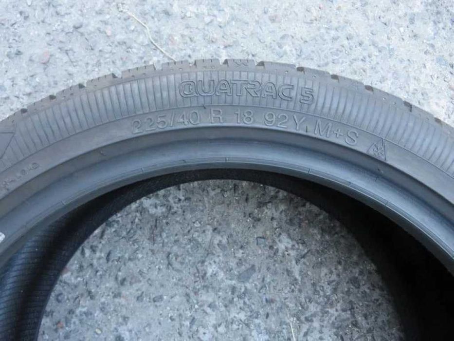225/40 R18 92Y Vredestein Quatrac5 M+S 2штуки протектор 6.5-7 мм