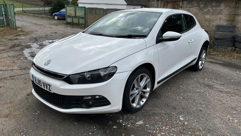 Volkswagen Scirocco 1.4 TSI 160km Pali jeździ Anglik v5c
