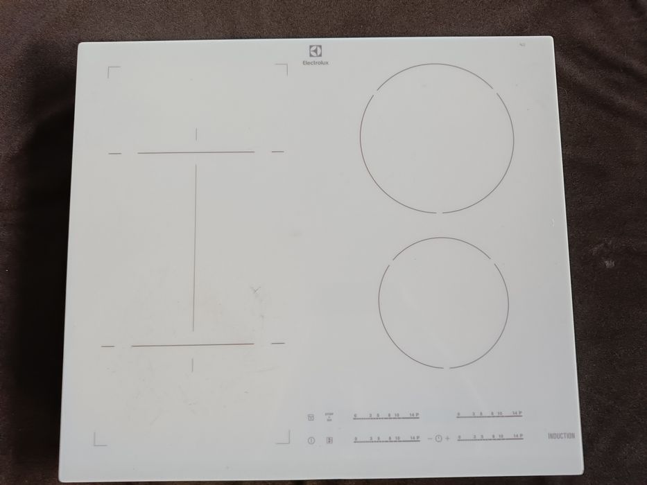 Płyta indukcyjna Electrolux 100% sprawna