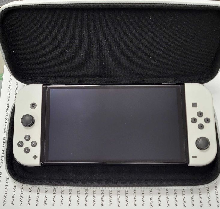 Konsola Nintendo Switch OLED biała stan idealny + karta 128GB + etui
