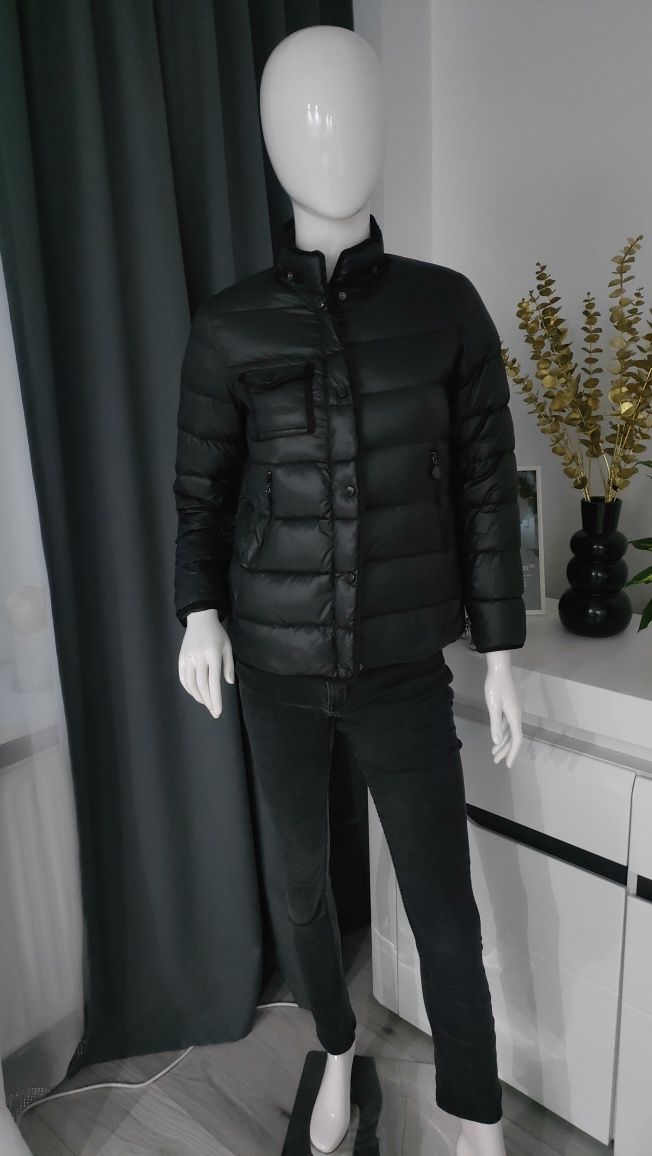 Zimowa kurtka z kaczym pierzem S Moncler