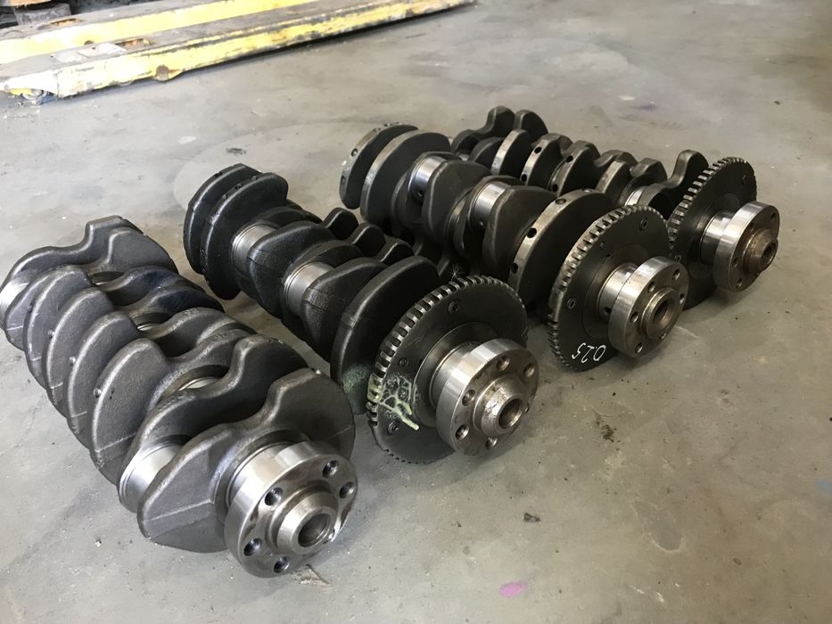 Колинвал VW Passat B3 B4 B5 B6 Golf 3 4 5 Touran audi