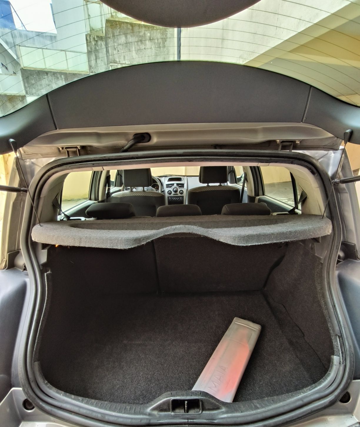 Renault Megane 1.5Dci apenas 180 mil kms