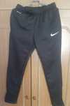 Спортивні штани nike dri-fit.