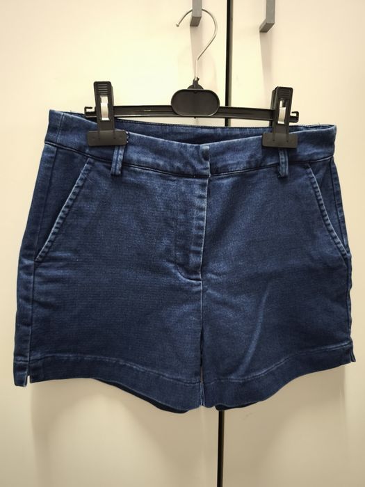 Krótkie spodenki Feewear S
