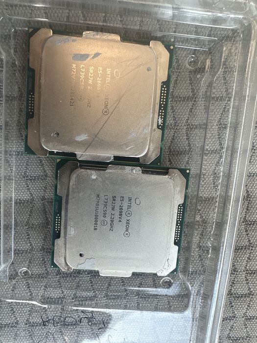 Intel xeon es-2698v4