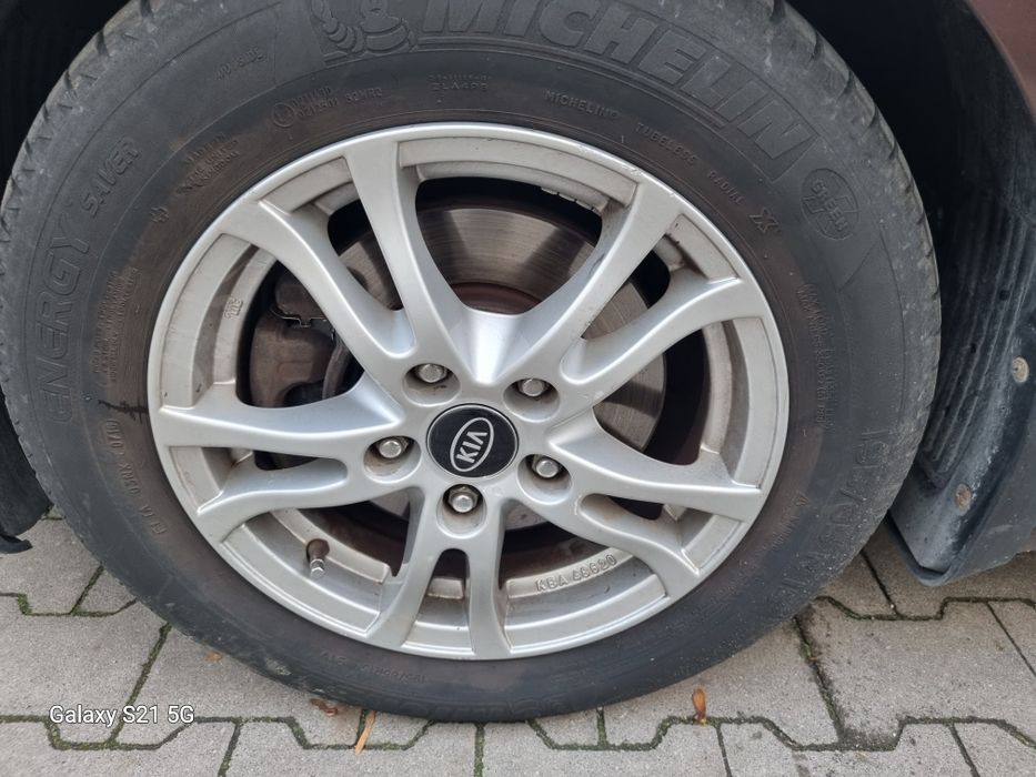 Sprzedam kia ceed 1.4 benzyna 2013rok