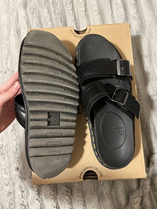 Шкіряні Шльопанці сланці Dr. Martens