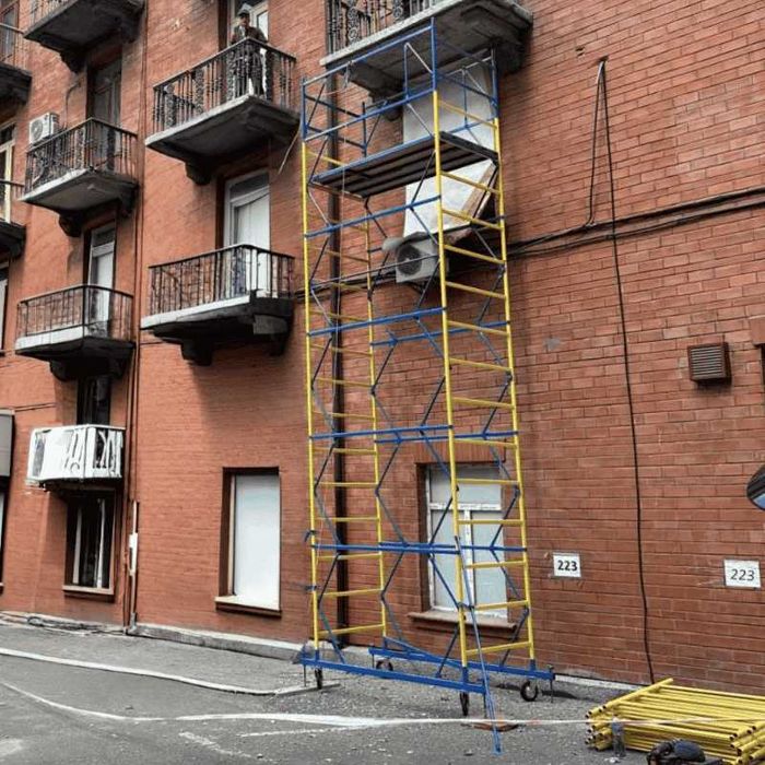 Підмостки та риштування, сталеві та алюмінієві. Для будь-яких робіт