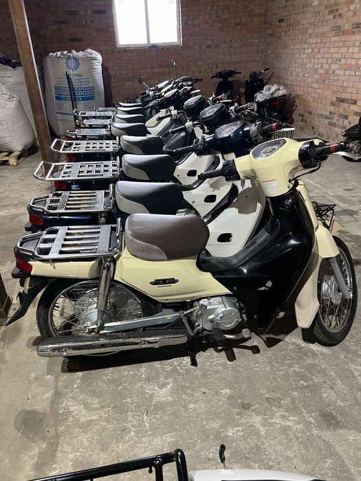 скутер Suzuki Burgman 200 без пробігу по Україні з Японії